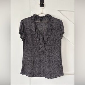 White House Black Market Women’s 100% Silk Ruffle Blouse Black White Size 6